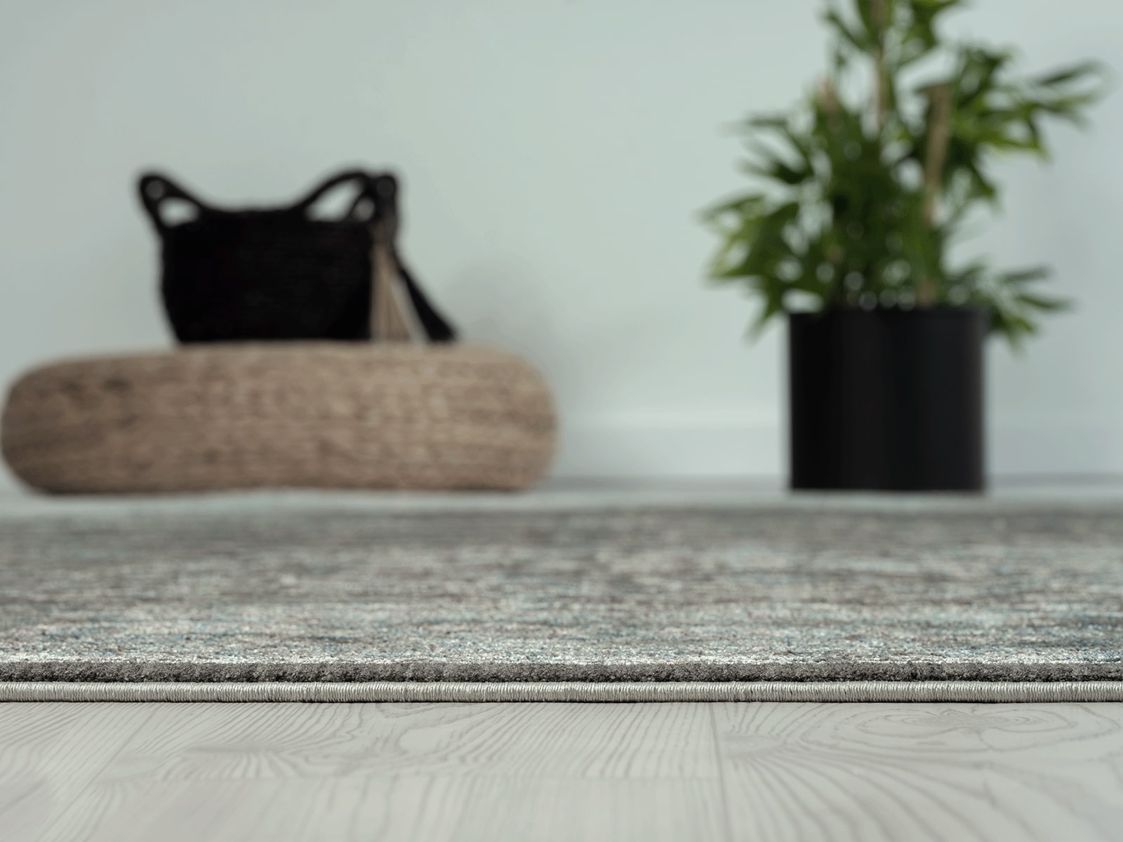 Thera Seidiger Vintage-Teppich Thera Seidiger Vintage-Teppich