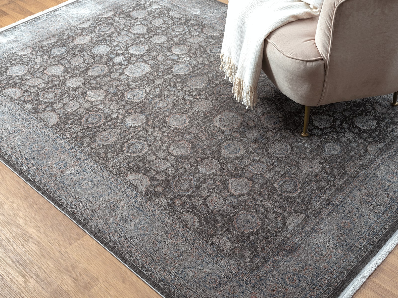 Thera Seidiger Vintage-Teppich Thera Seidiger Vintage-Teppich