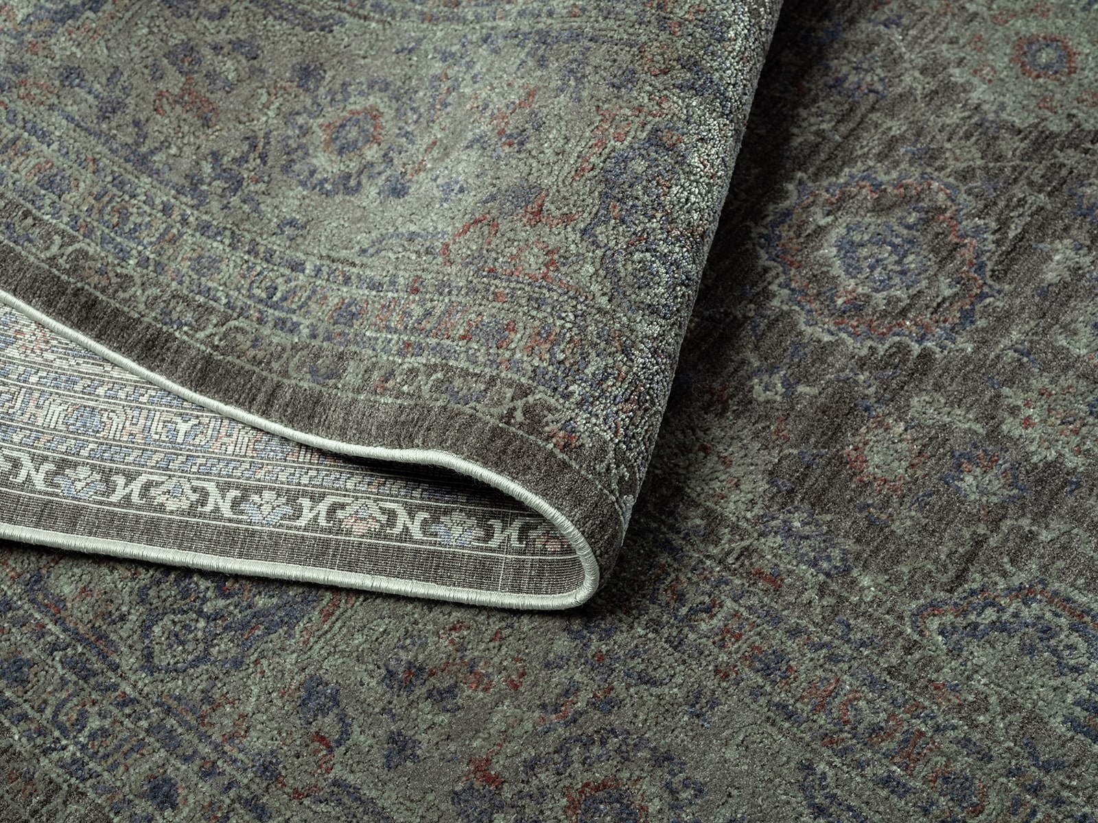 Thera Seidiger Vintage-Teppich Thera Seidiger Vintage-Teppich